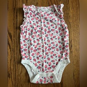 Baby Gap “Brannan’s favorites” organic cotton 12-18m strawberry ruffle onesie